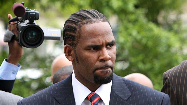 Image for R. Kelly Petitions Supreme Court To Watch Him Pee