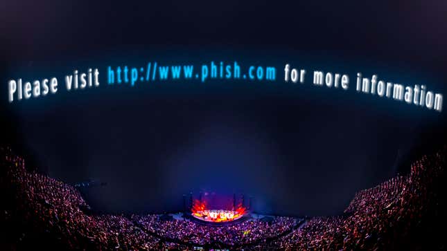 Image for article titled Disappointed Phish Fans Expected More From Sphere Visuals Than Projection Of Band’s Website URL