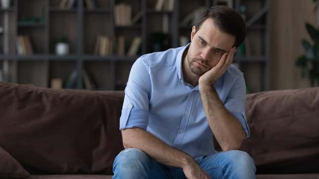 Image for article titled Man Thought Guests Would Be More Impressed He Got Couch For Free