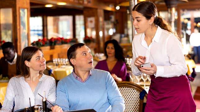 Image for article titled Man Has Compulsive Need To Tell Every Waiter How He Used To Be A Waiter